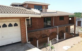 3 Bedroom House in Shallcross