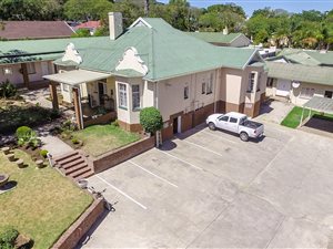 14 Bedroom House in King Williams Town