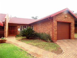 3 Bed Townhouse in Clubview