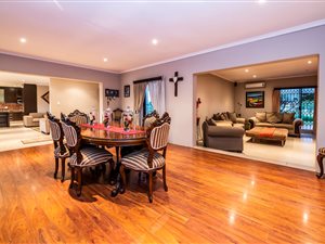 4 Bed House in Blue Saddle Ranches