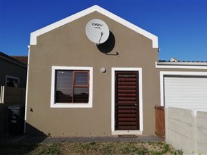 3 Bed House in Weltevreden Valley