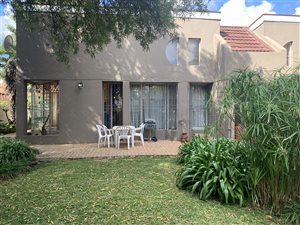 3 Bed Duet in Menlo Park