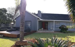 4 Bedroom House in Larrendale