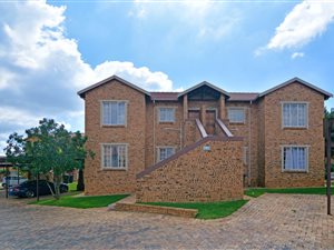 2 Bed Apartment in Strubens Valley