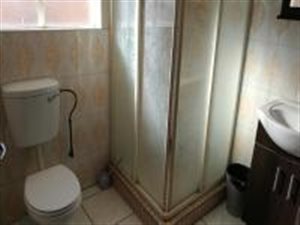 3 Bed House in West End