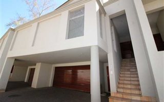 3 Bedroom Cluster in Atholl