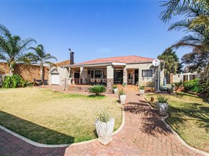 4 Bed House in Casseldale
