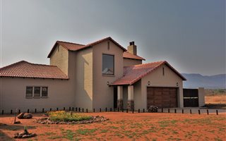 4 Bedroom House in Ifafi