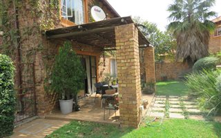 3 Bedroom Simplex in Six Fountains Estate