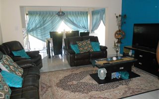 3 Bedroom Apartment in Comet