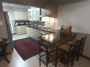 3 Bed House in Baileys Muckleneuk