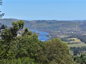 3501 m² Land available in Simola