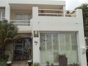 1 Bed Townhouse in Gordons Bay Central
