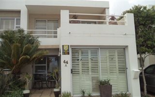 1 Bedroom Townhouse in Gordons Bay Central