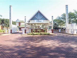 4 Bed Duplex in Kindlewood Estate