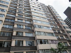 2 Bed Apartment in North Beach