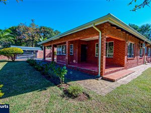 3 Bed House in Padfield Park