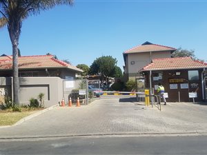 1 Bed House in Edenglen