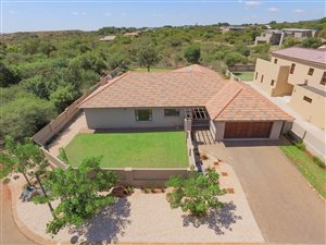 4 Bed House in Hartbeespoort Dam