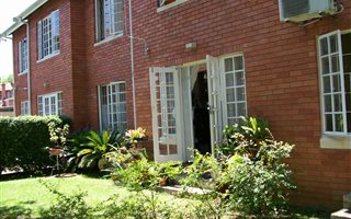 2 Bedroom Flat in Pelham