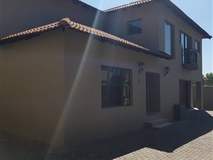 3 Bed Duplex in New Redruth