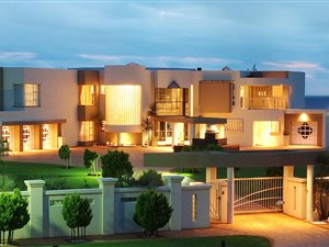 5 Bed House in Oslo Beach