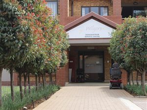 2 Bed House in Willow Park Manor