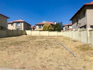 445 m² Land available in Strubens Valley