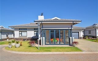 3 Bedroom House in Benoni AH