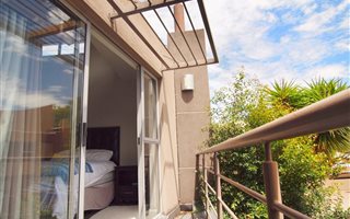 2 Bedroom Townhouse in Melrose