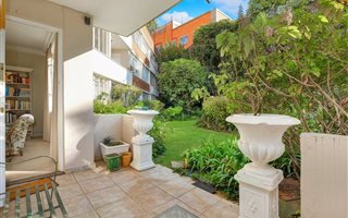 2 Bedroom Apartment in Illovo