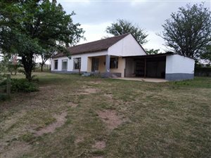 2 Bed House in Lanseria and surrounds