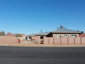 12 m² Commercial space in Homestead
