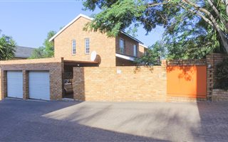4 Bedroom Townhouse in Sundowner