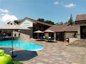 2223 m² Commercial space in Lakefield