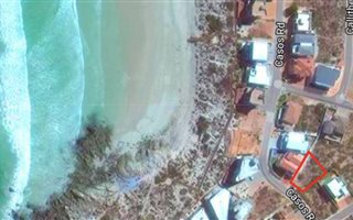 355 m² Land available in Calypso Beach