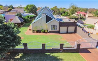 5 Bedroom House in Marlands