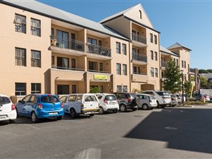 2 Bed Apartment in Klein Welgevonden