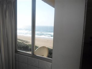 3 Bed Apartment in Amanzimtoti
