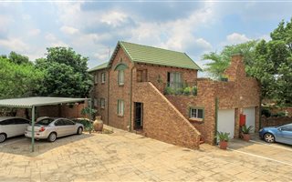 3 Bedroom Townhouse in Florauna