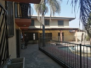 3 Bed Apartment in Erasmia