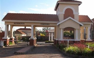 2 Bedroom Apartment in Sunninghill