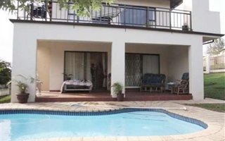 3 Bedroom House in Sheffield Beach