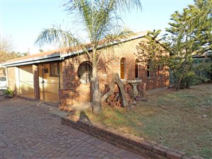 3 Bed House in Jan Niemand Park