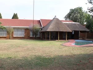 4 Bed House in Falcon Ridge