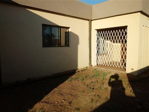 3 Bed House in Meyerton Park