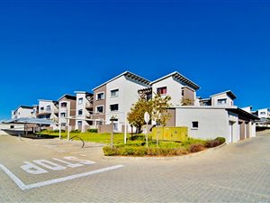 1 Bed Apartment in The Paddocks