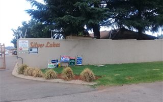 2 Bedroom Apartment in Roodepoort West