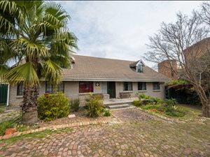11 Bedroom House in Dalsig