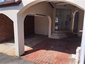 4 Bed Flat in Overport